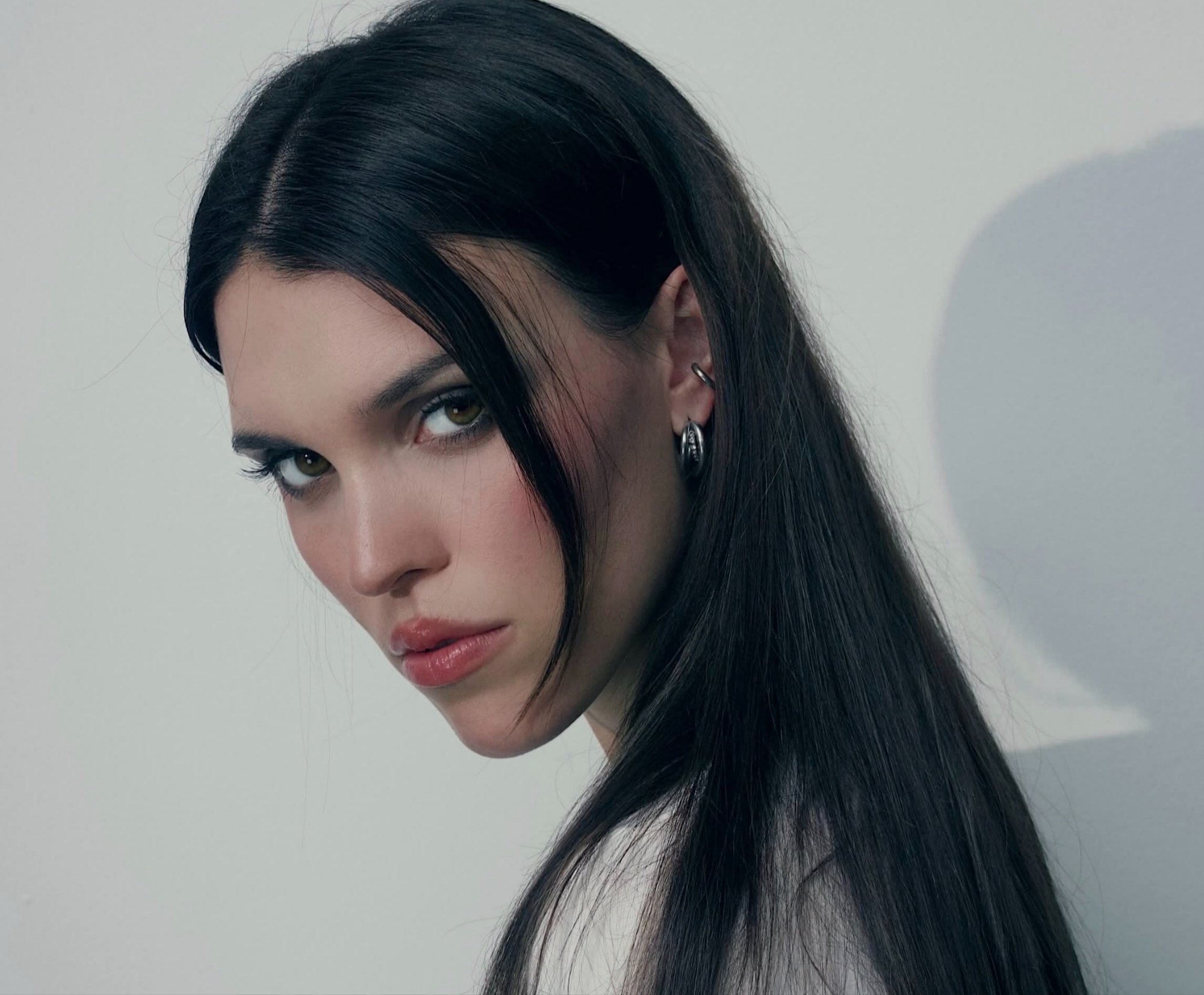 Elli Acula